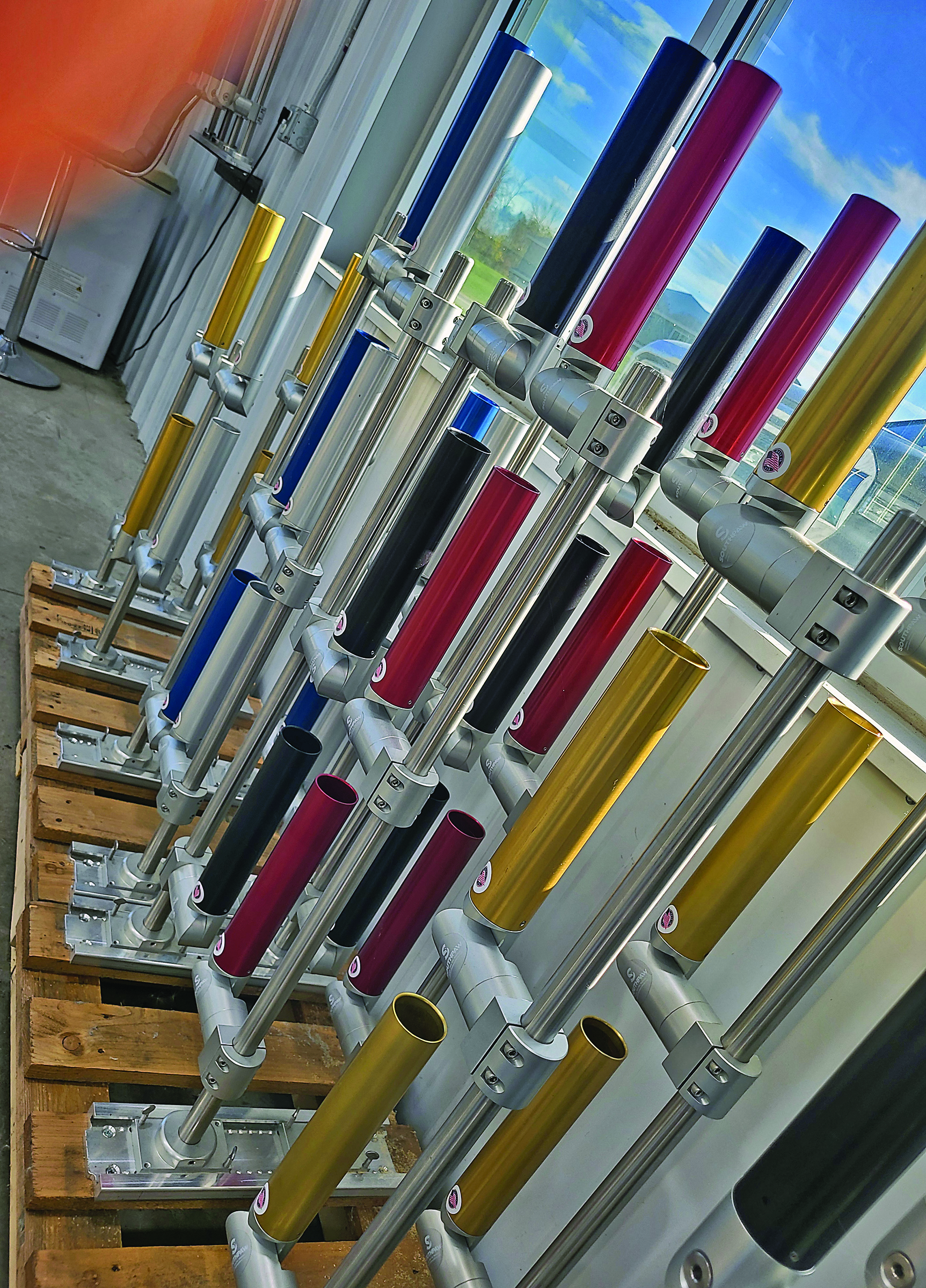 Southpaw fishing rod holders