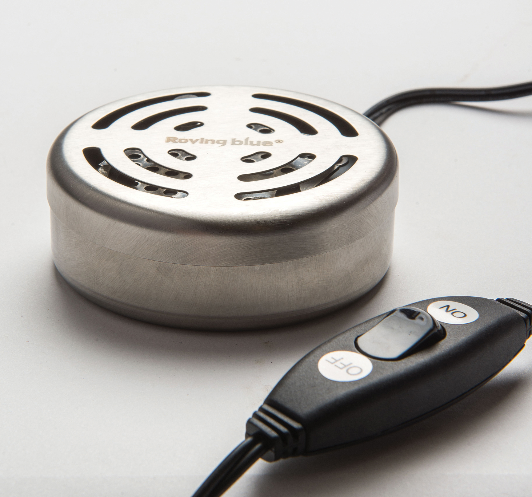 Roving Blue’s Ozo-Pod 10 is a stainless steel-encased ozone generator that creates ozonated water for household disinfection work like removing laundry odors and washing produce.