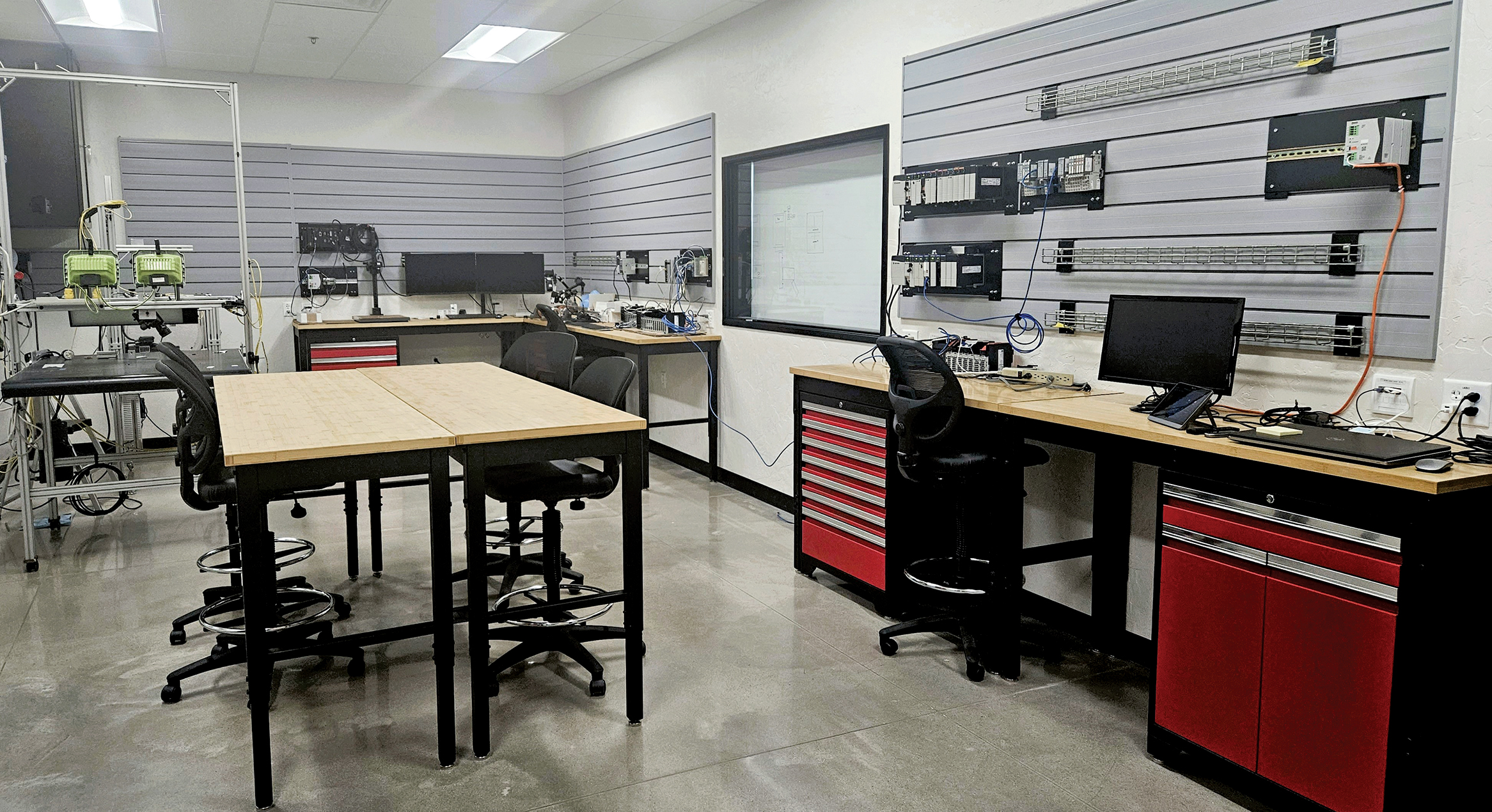 The Pieper Automation’s innovation center located inside a new 100,000-square-foot spec building along Interstate 41 in Wrightstown.