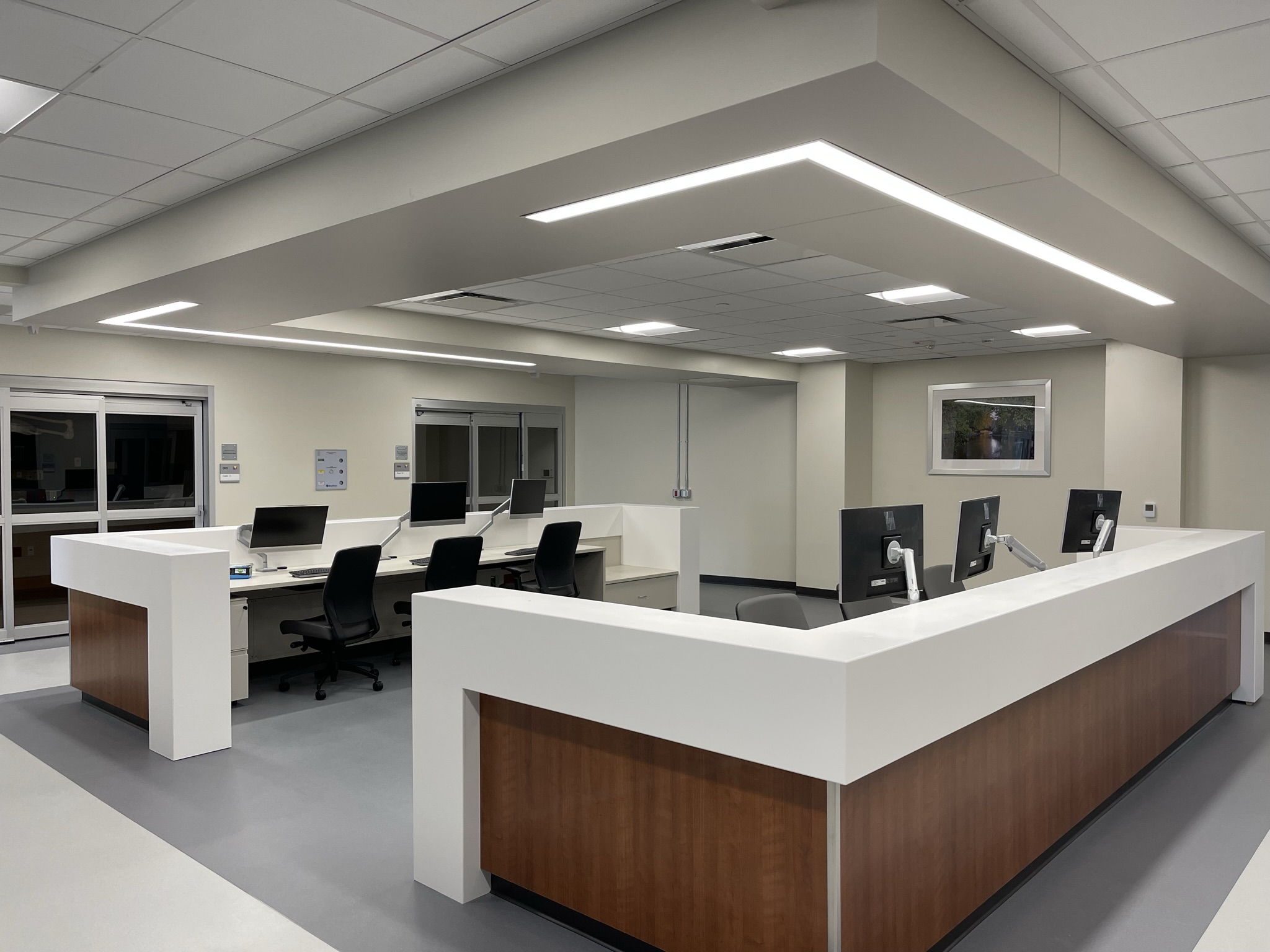 CAREGIVER STATION PHOTO - UPDATED ED OPENS AT THEDACARE REGIONAL MEDICAL CENTER-NEENAH.JPEG