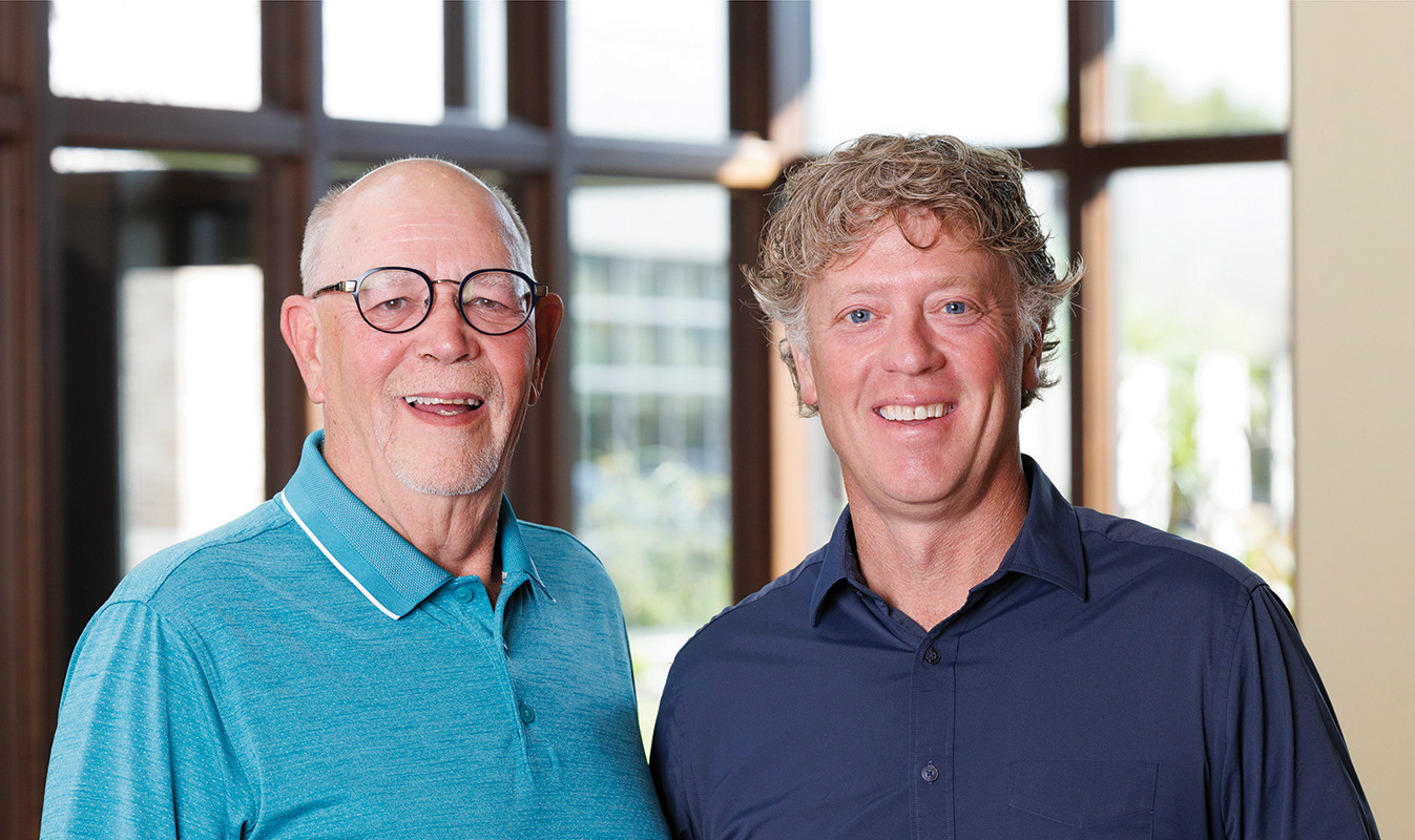 Lee (L) and Louie (R) Gentine