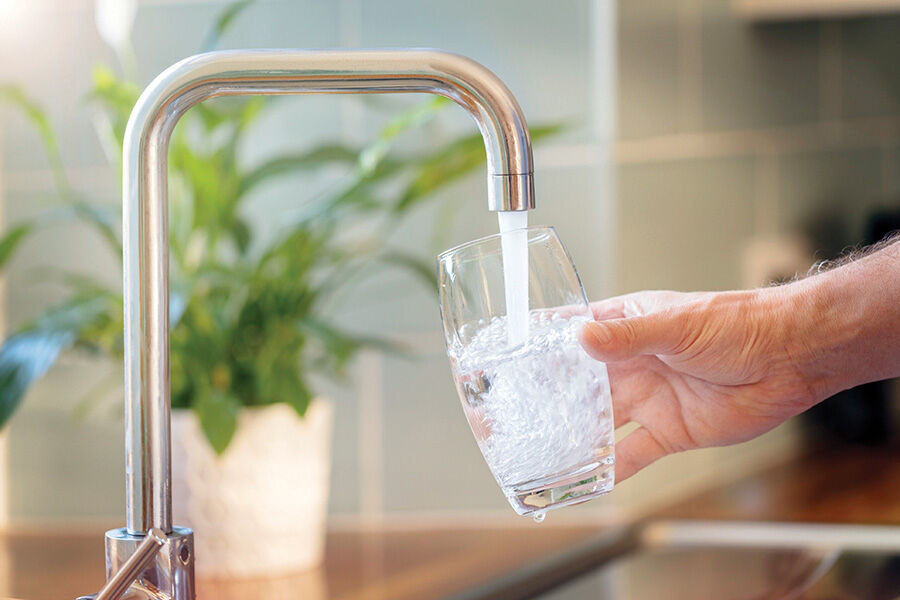 Water faucet