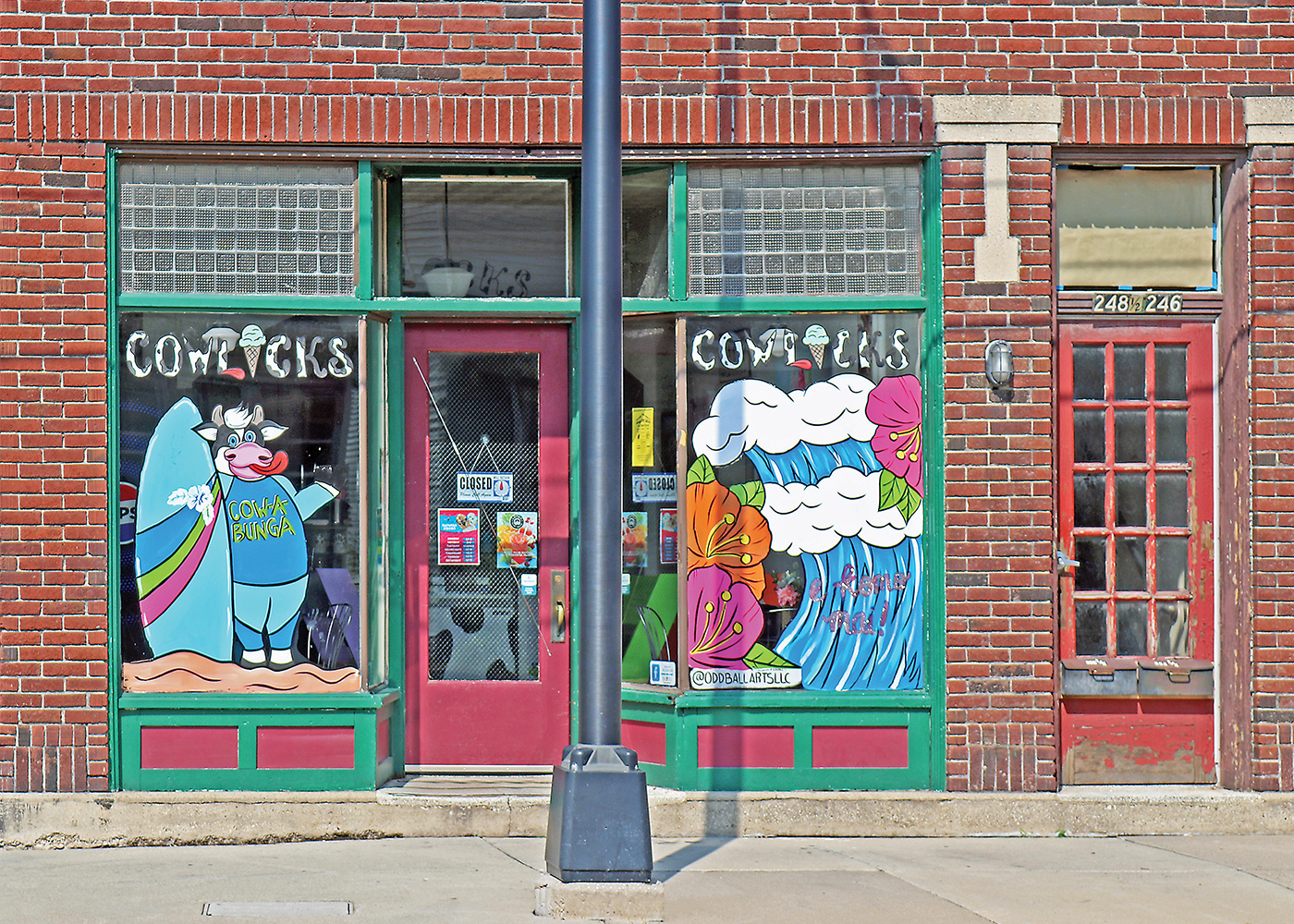 Cowlicks Cones & Floats