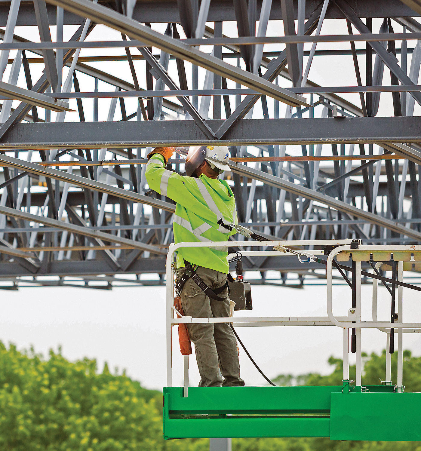 No job is too small: our Self Perform crews are highly skilled and cross-trained making them ready for anything.