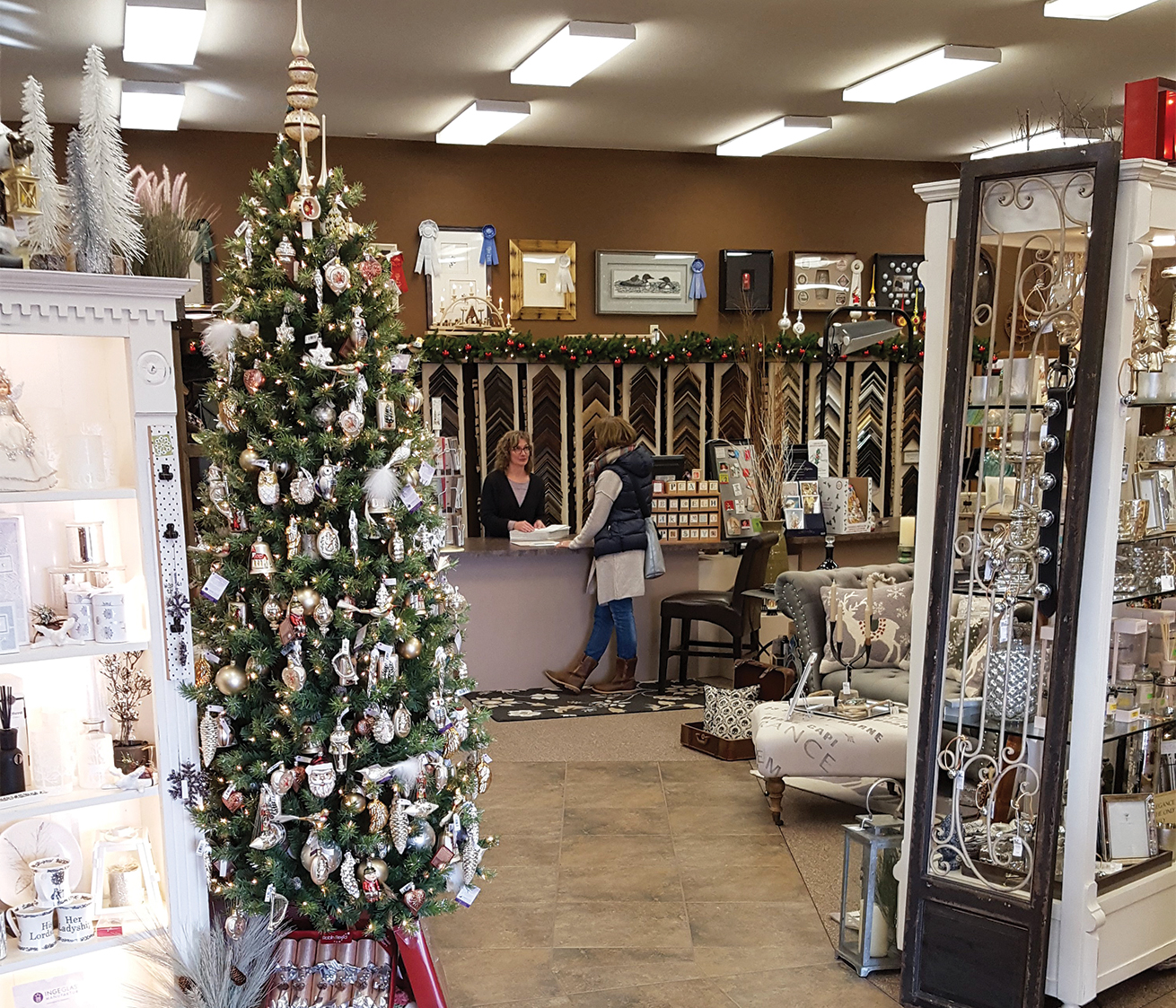 SB_The Frame Workshop Christmas 2017 Overall Image_4C.jpg