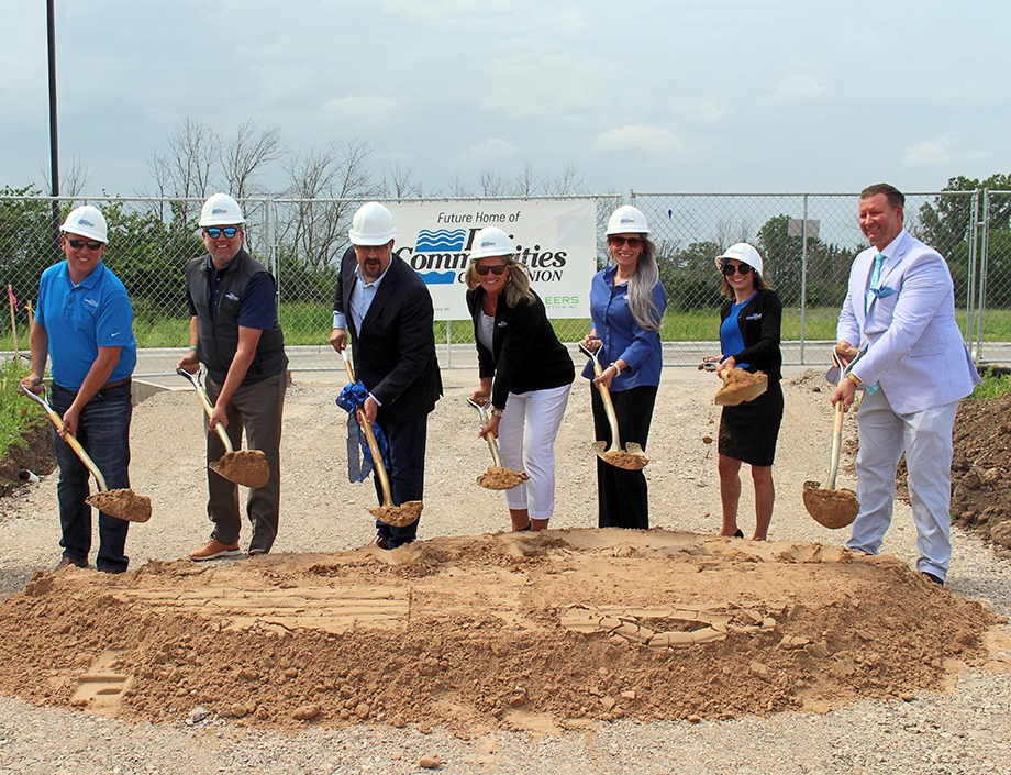 FCCU shovels_IMG_0200.png