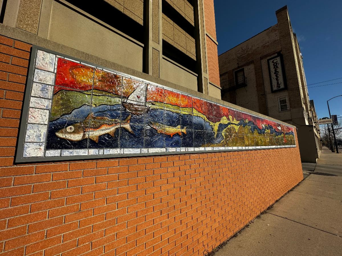 Spirit of the Fox mural Green Bay