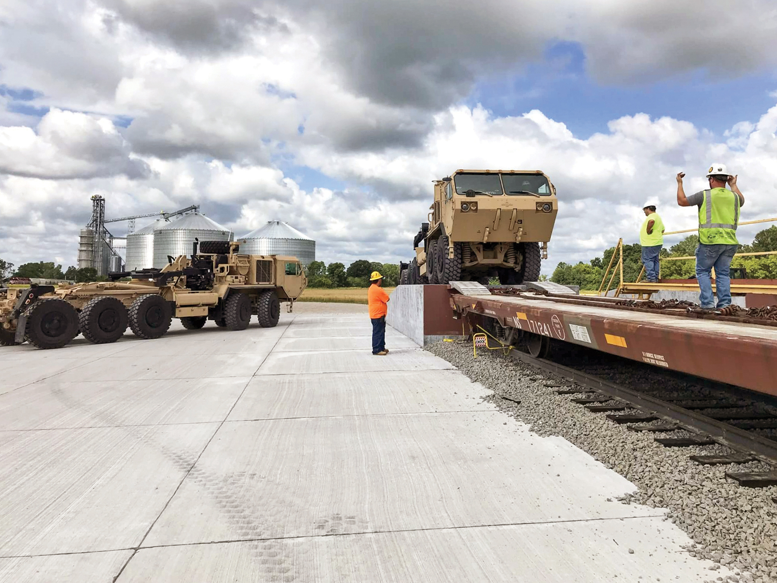 The 11-acre, $2 million transload terminal is the first of its kind in Northeast Wisconsin and the first publicly-owned terminal in the state.