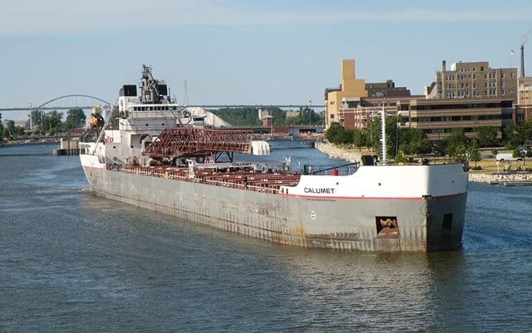 Calument coming into Port (Fox River)