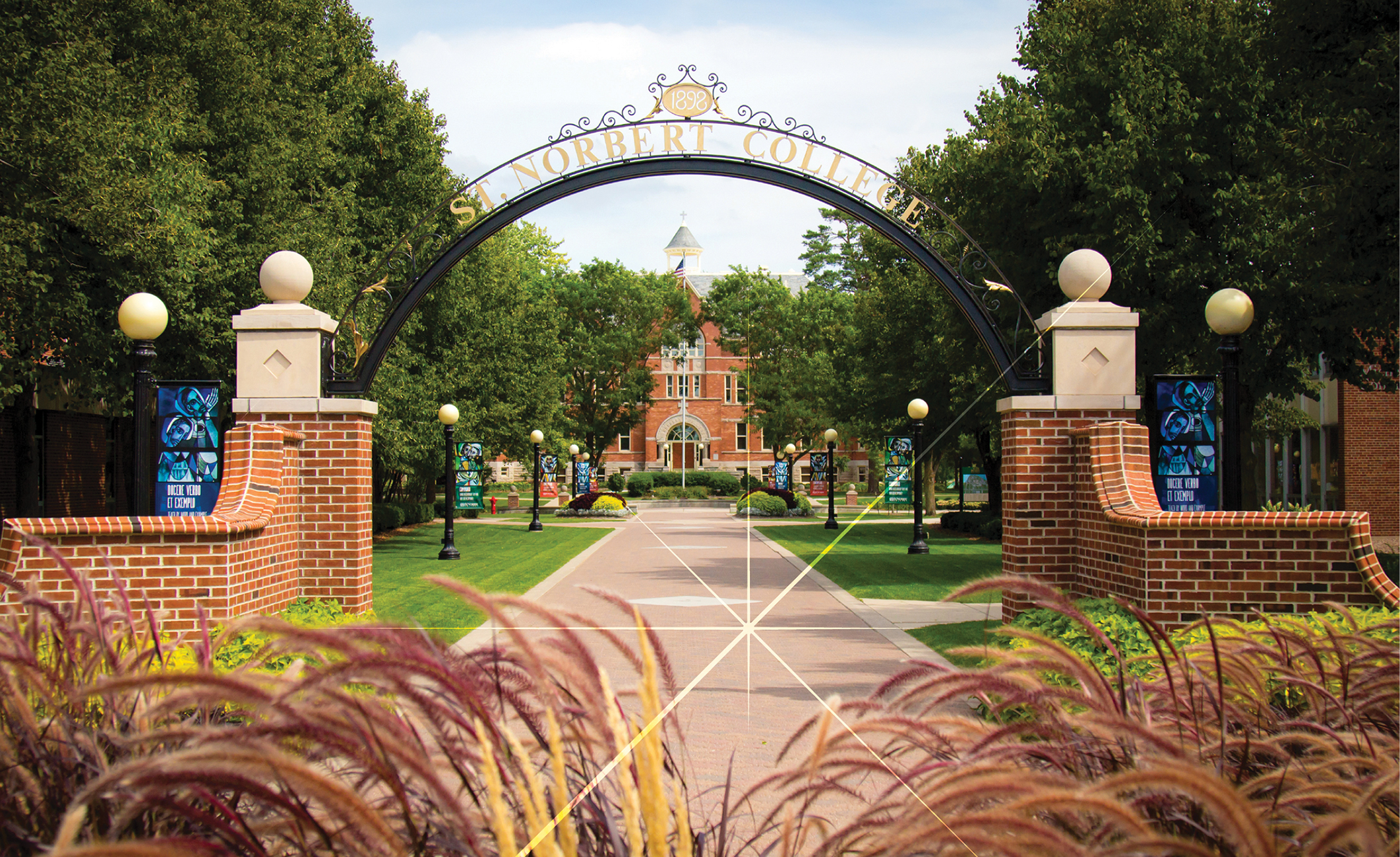 Nestled on the banks of the Fox River in De Pere, St. Norbert College was founded by Norbertine priests in 1898.