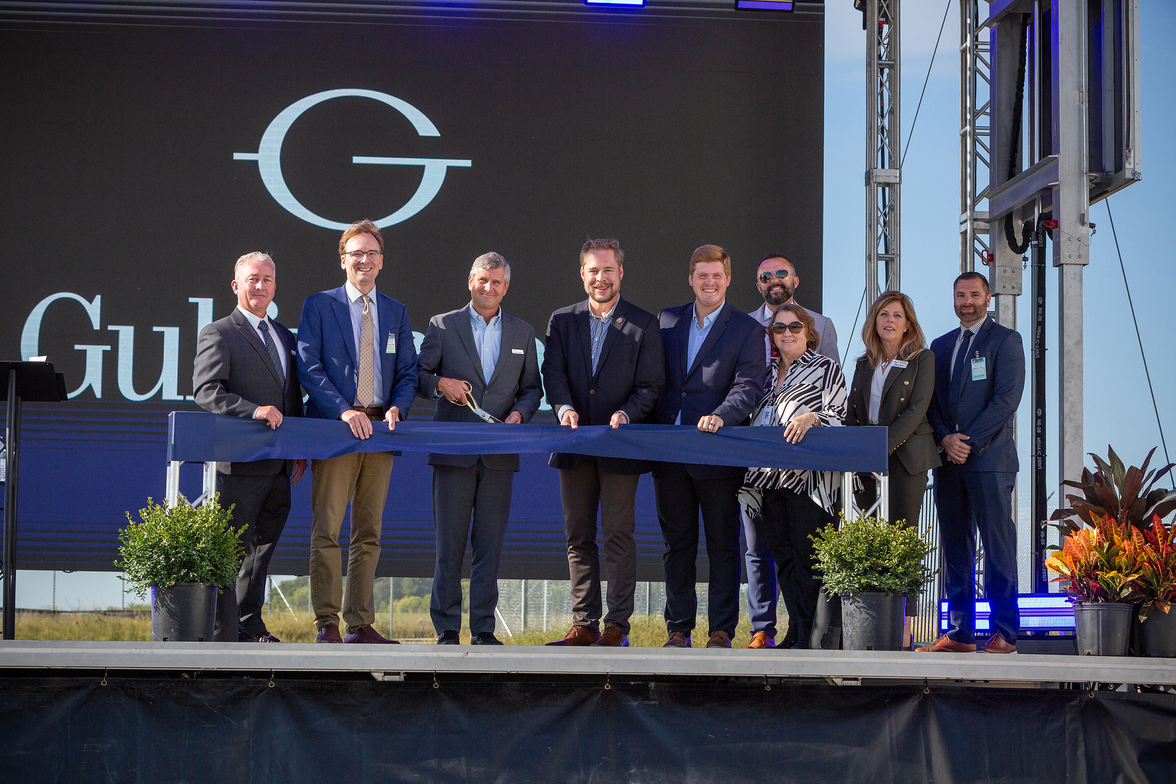 Gulfstream ribbon cutting